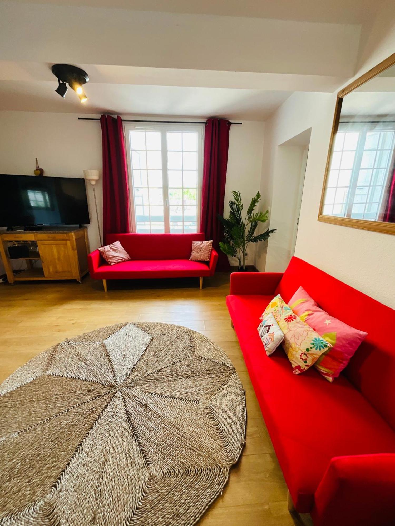No 14 , 15 Meters Plein Centre Mirepoix Apartment Tres Calme Netflix ,Terrace Sleeps 4 70 M2 Luaran gambar